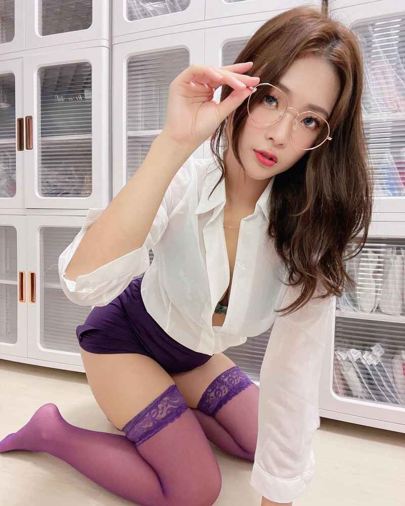 Angeline - outcall available