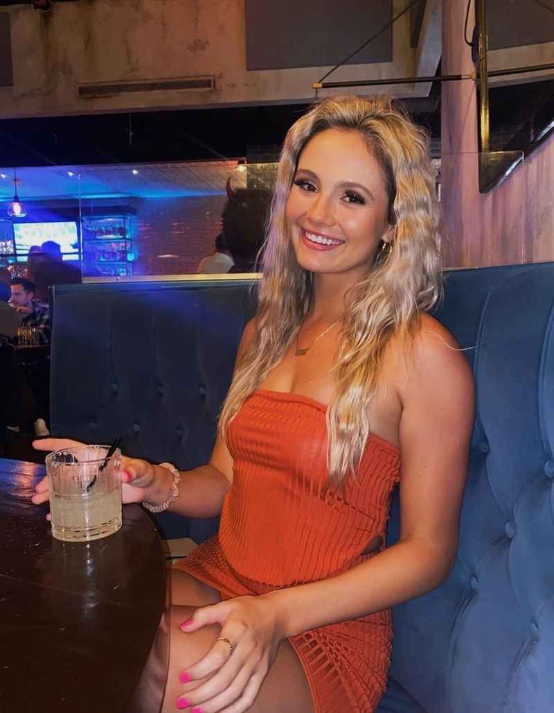 Eliza - curvy