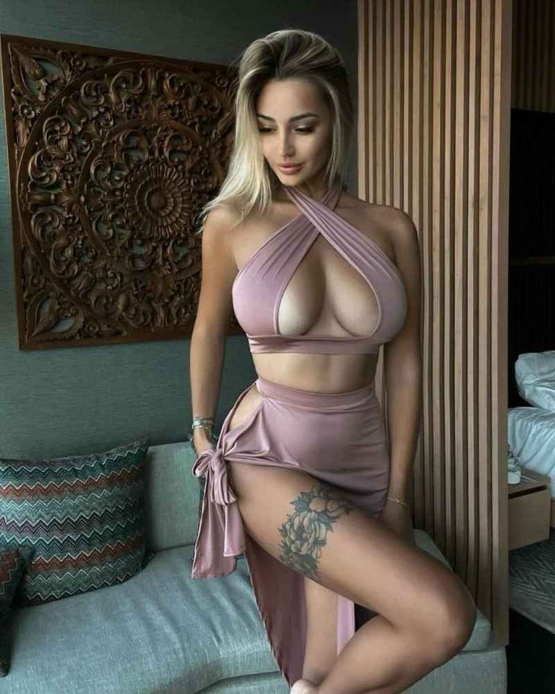 Rebecca - visiting