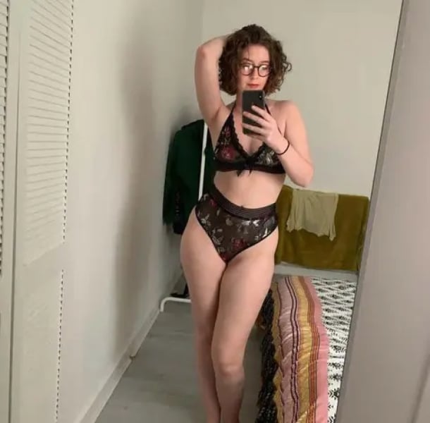 Emily - discreet meetings