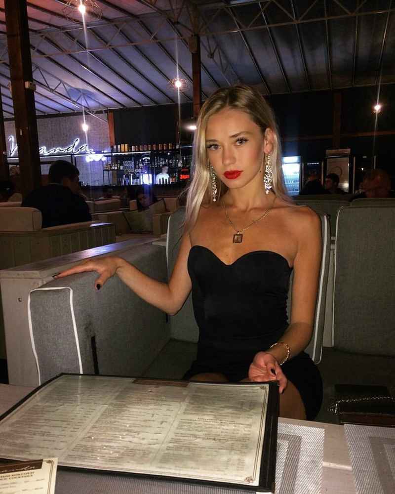Alexia - short stay
