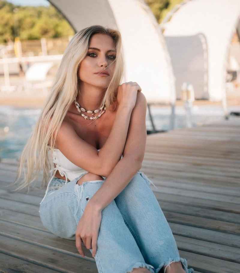 Crystal - curvy