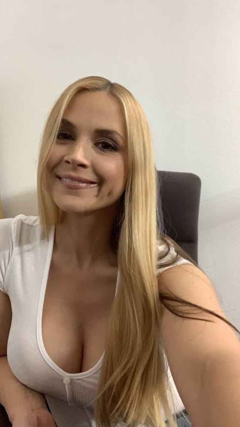 Poppy - blonde