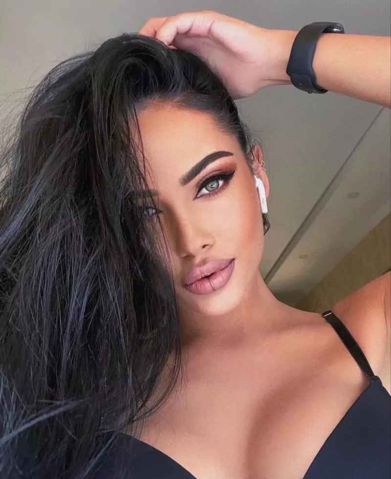 Valentine - brunette