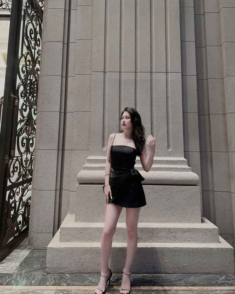 Elizabeth - petite