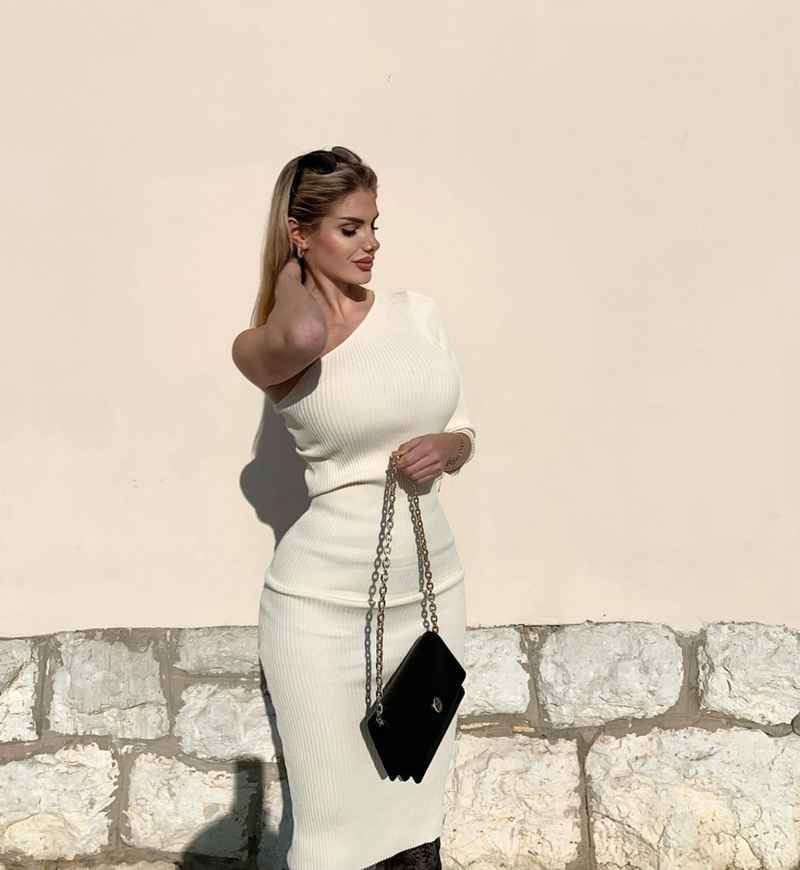 Grace - new in town