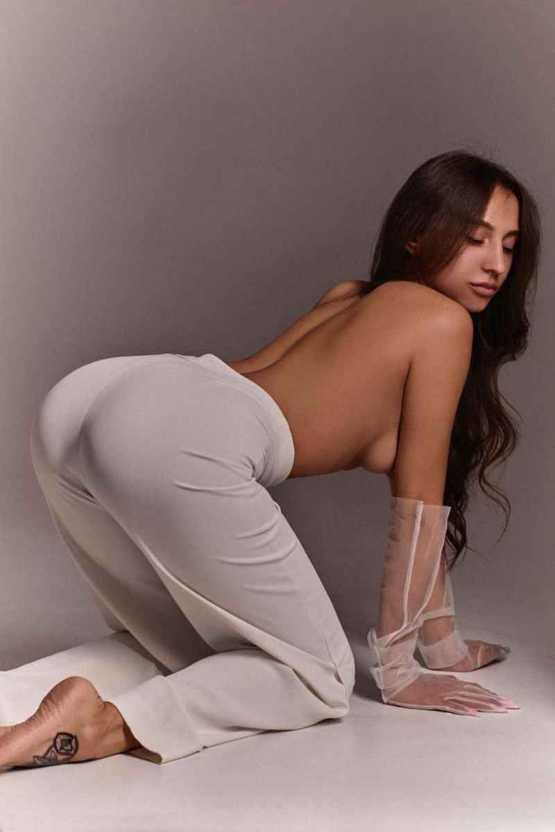 Perrine - brunette