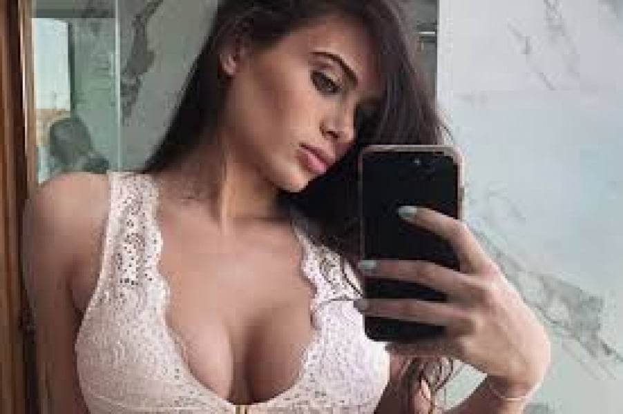 Rosemarie - outcall available