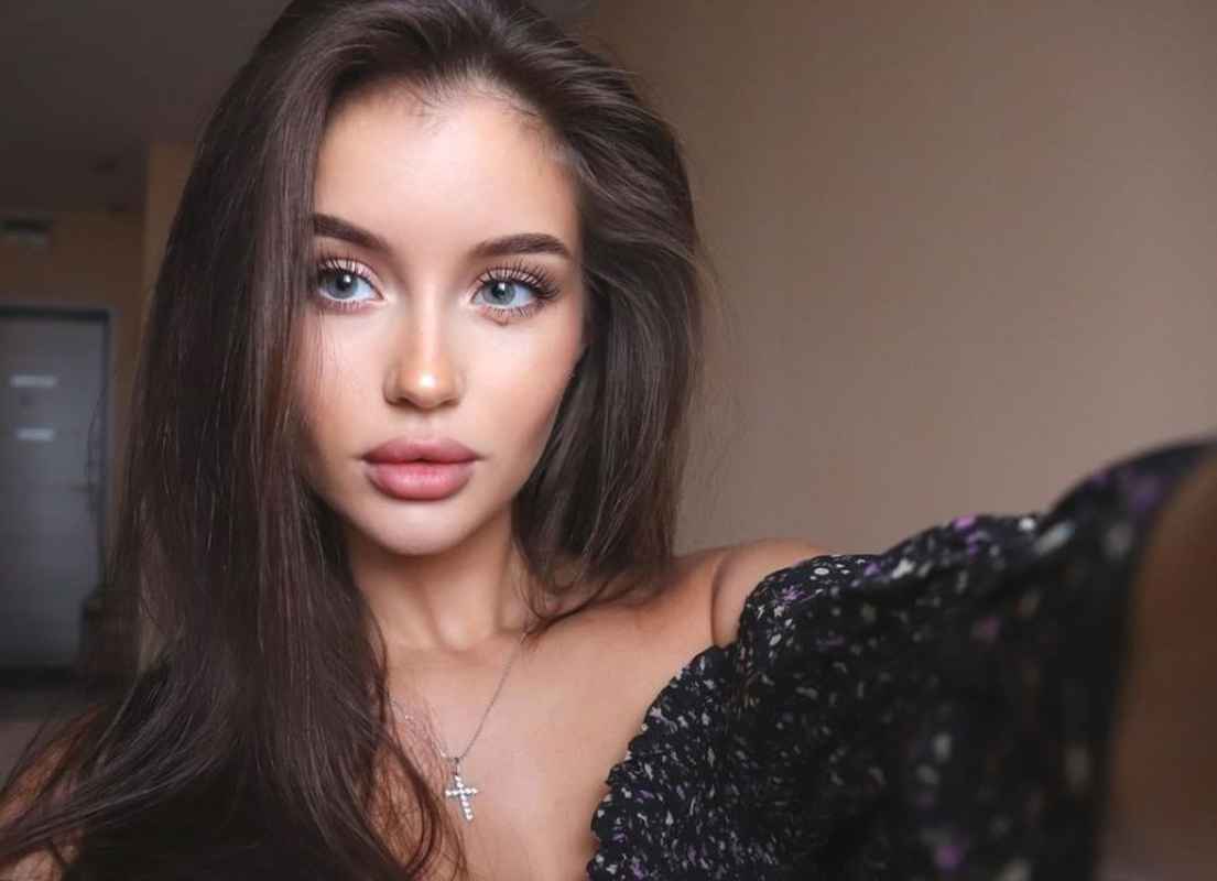 Rose - local girl