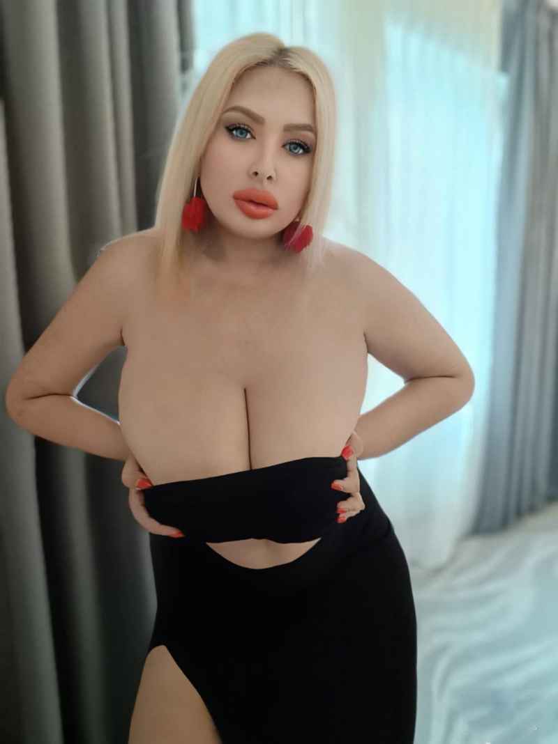 Emma - outcall available