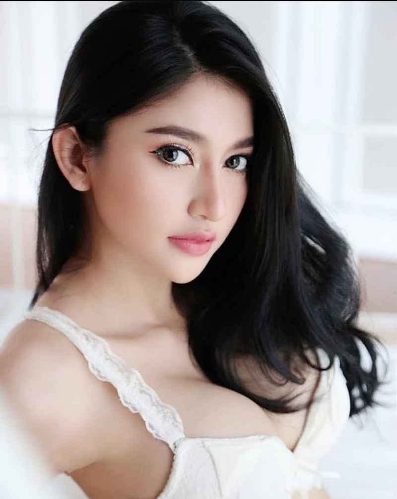 Lisa - open minded