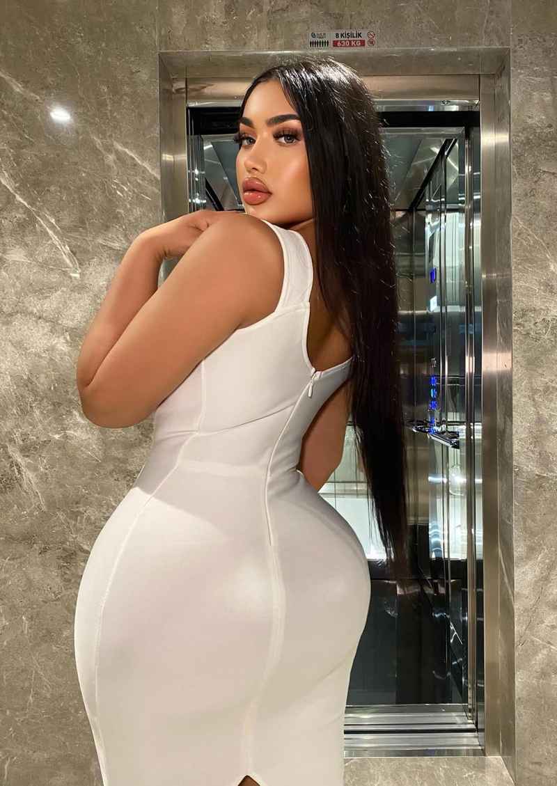 Valentine - brunette