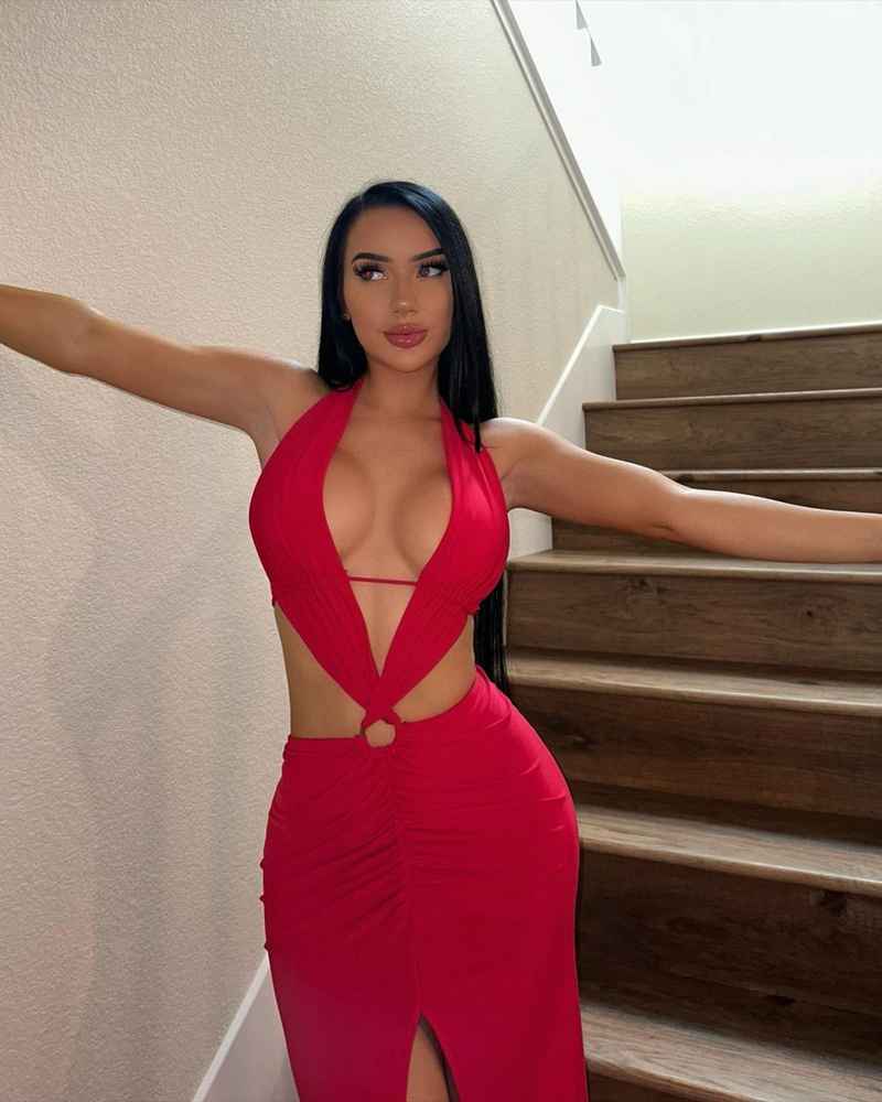 Olivia - local girl