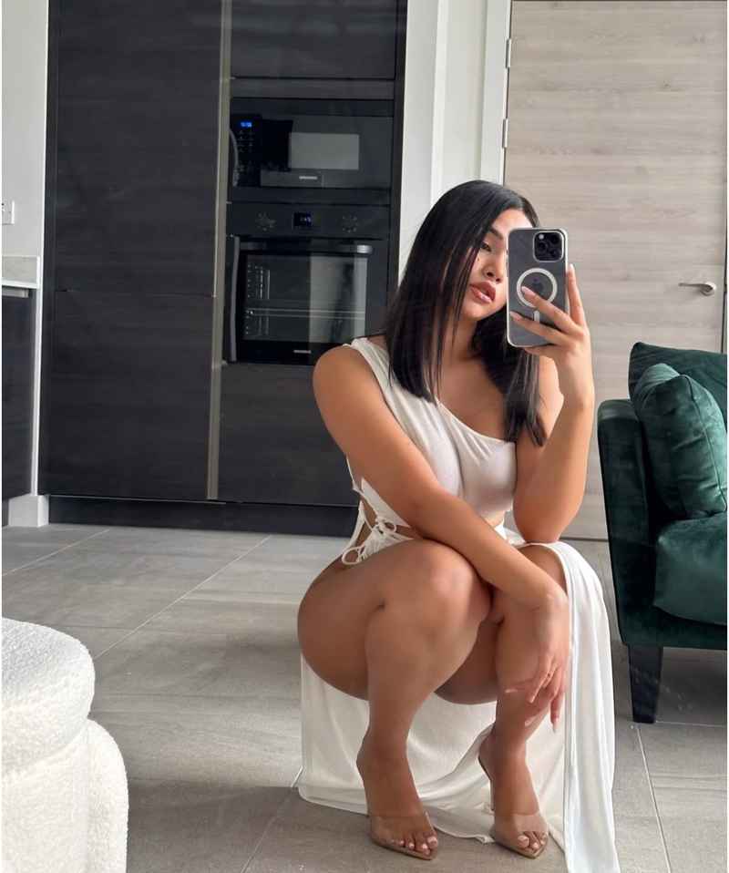 Francine - independent companion
