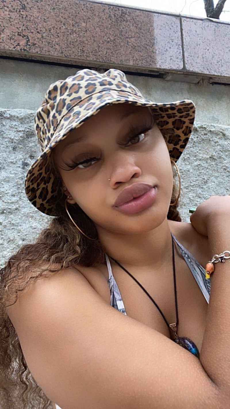 Yvette - open minded