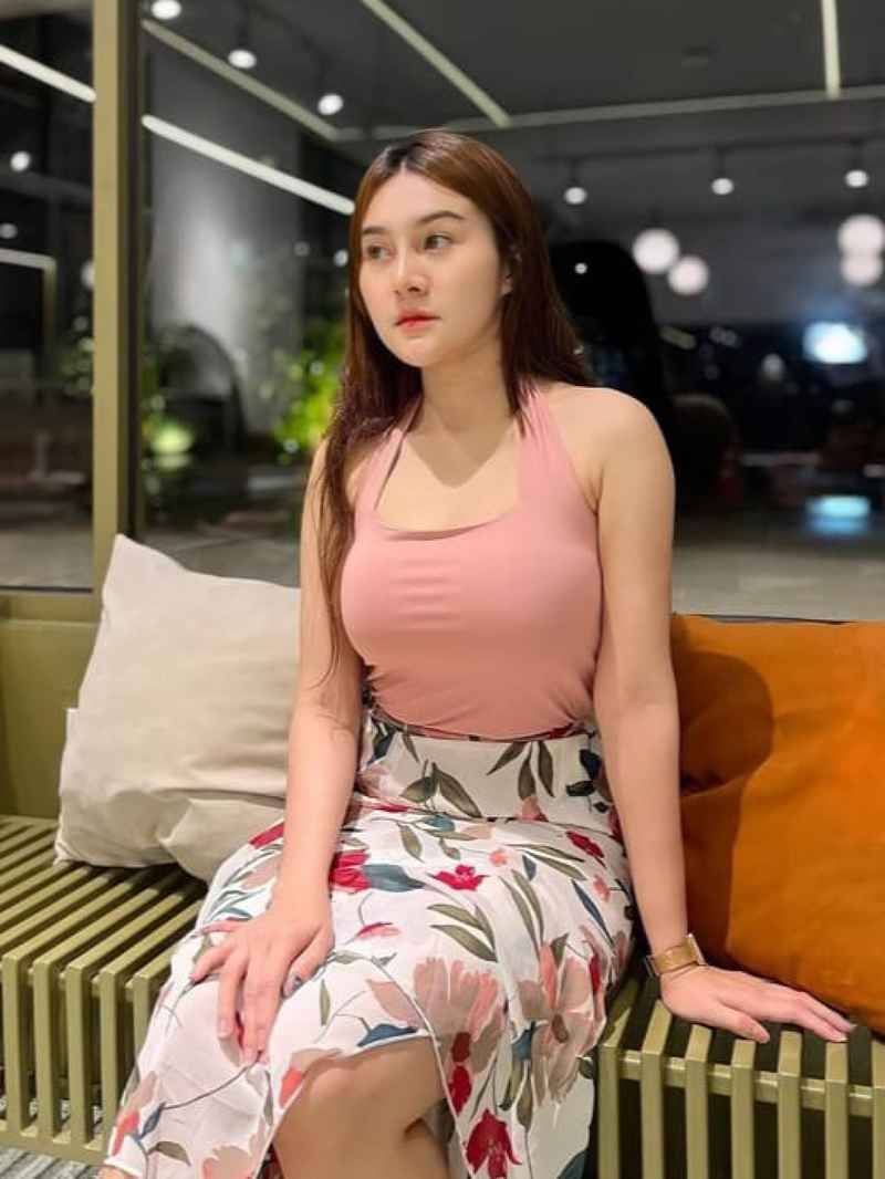 Emily - discreet meetings