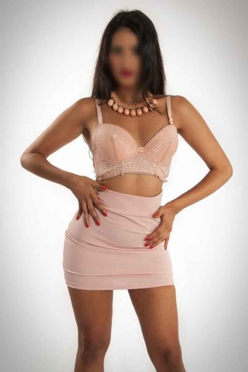 Andrea - blonde