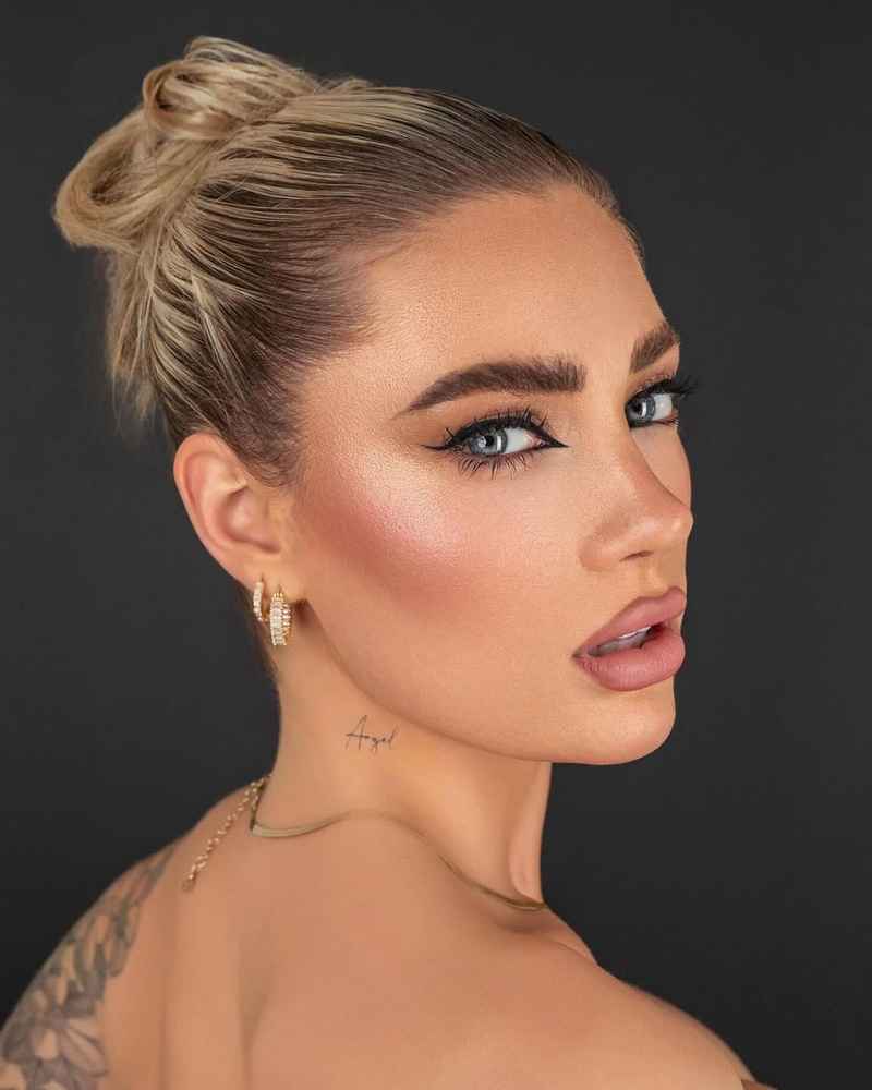 Odette - brunette