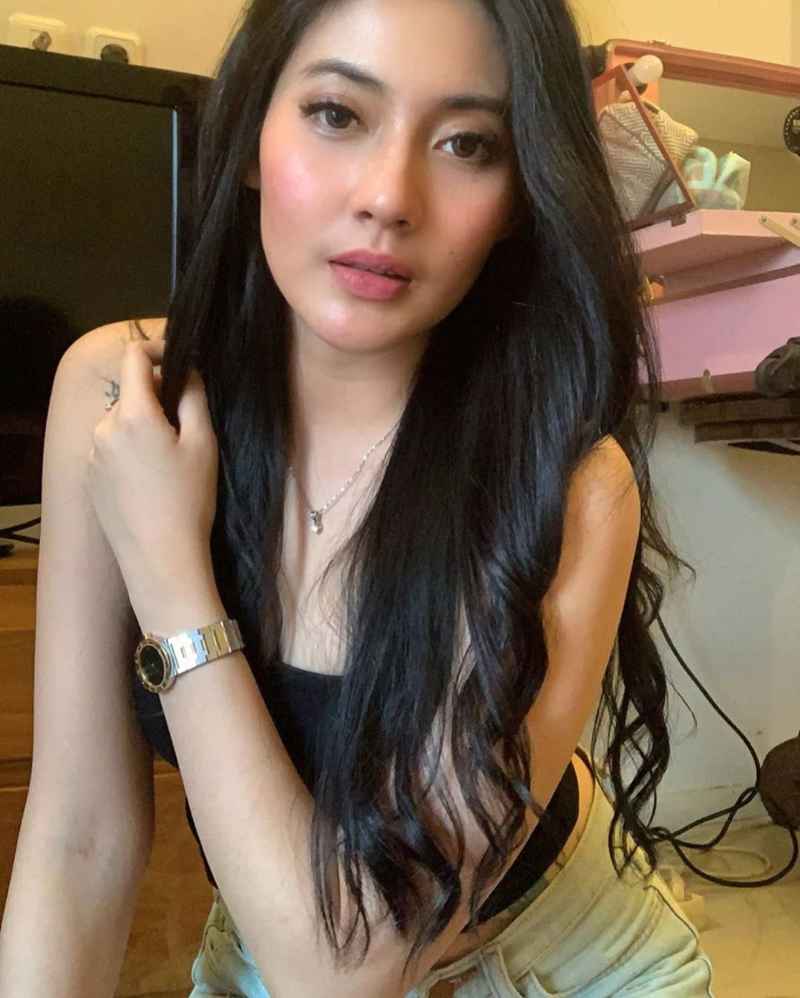 Nina - blonde
