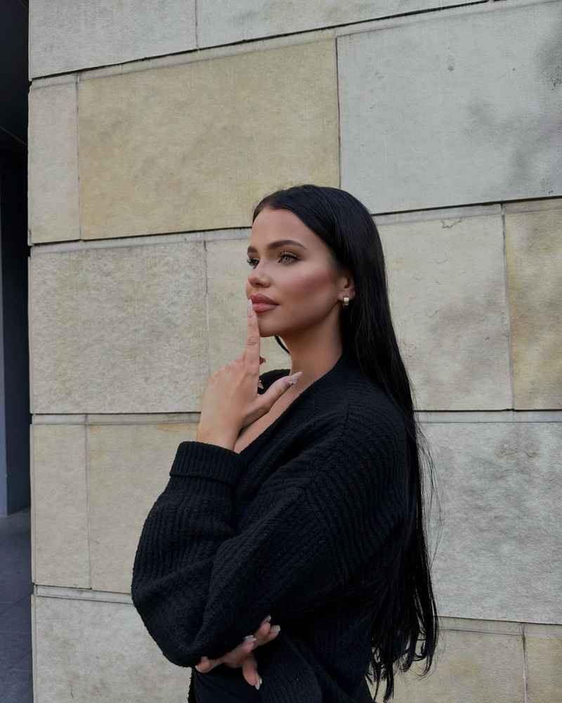 Odette - local girl
