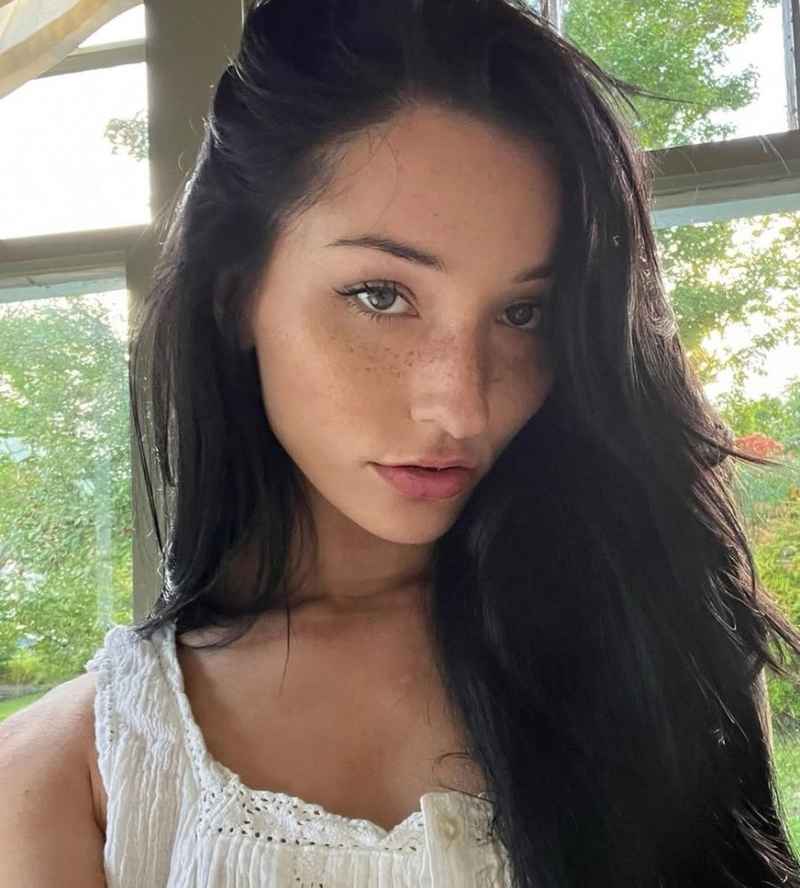 Rosemarie - brunette
