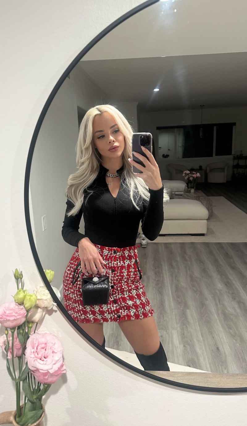 Jazlyn - open minded