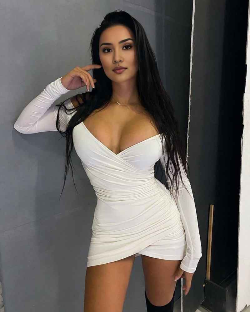 Susan - brunette