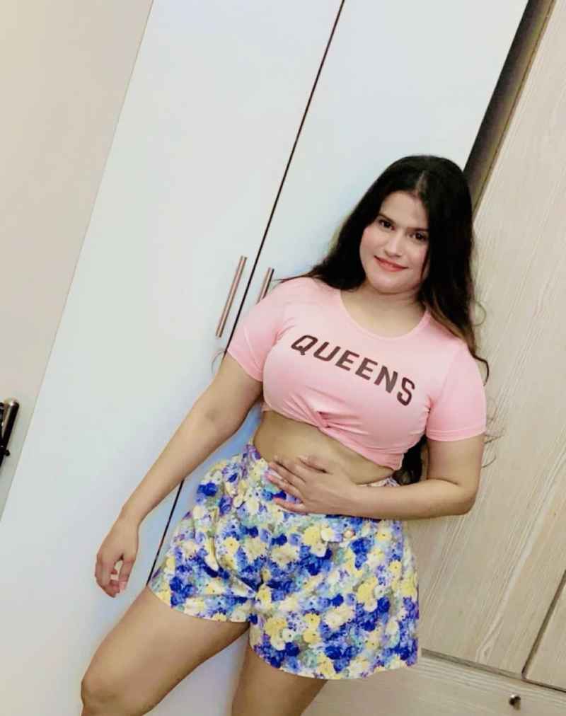 Noelle - petite