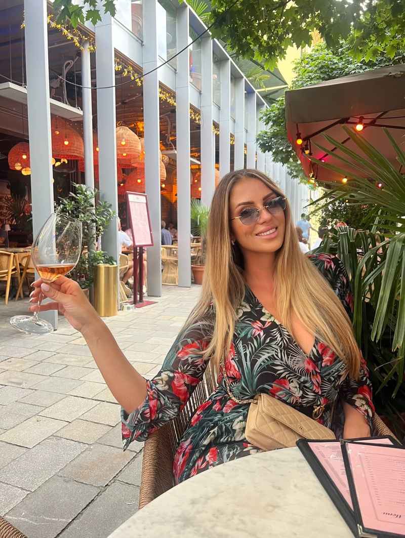 Stephanie - touring