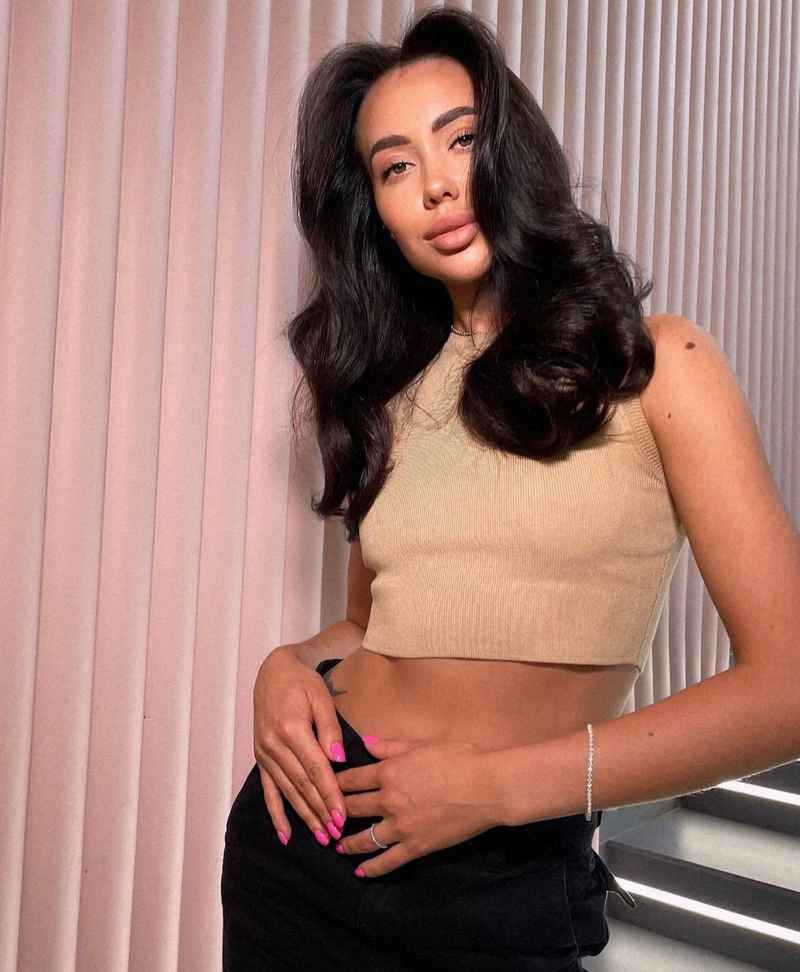 Isabelle - available now