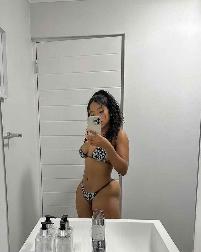 Carol - brunette