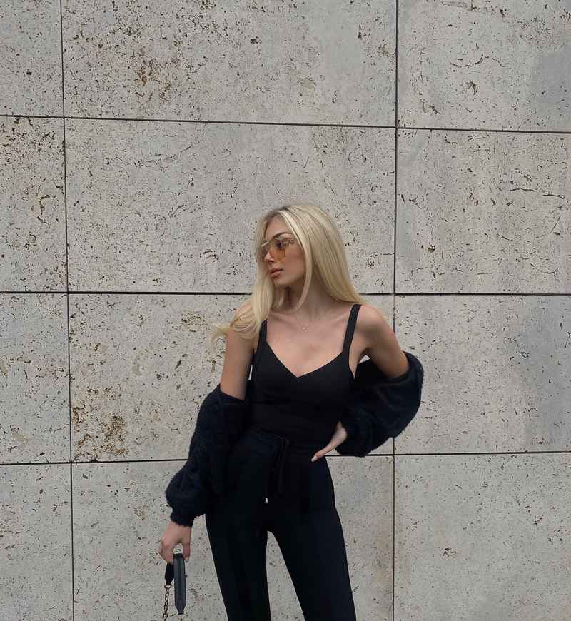 Niamh - high class