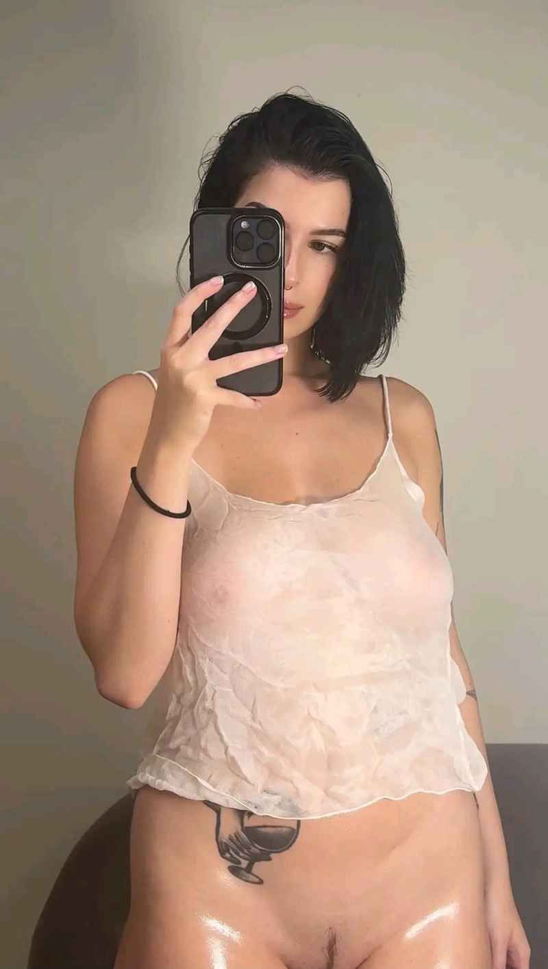 Andrea - blonde