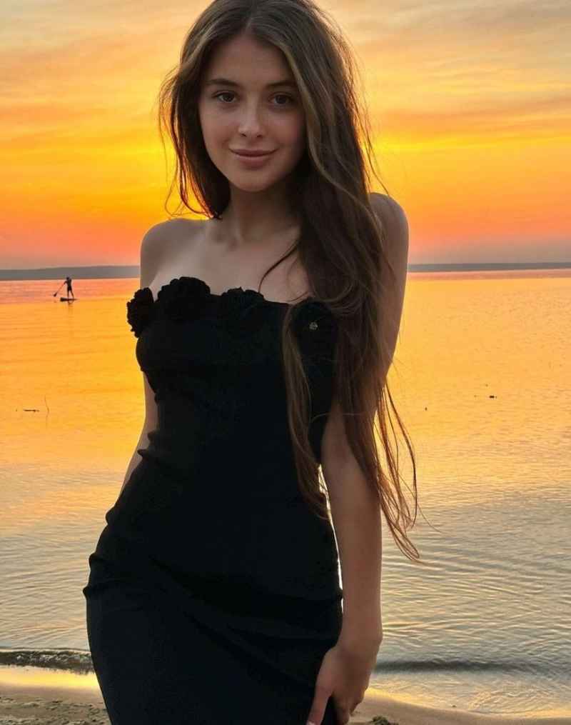Sarah - new in town