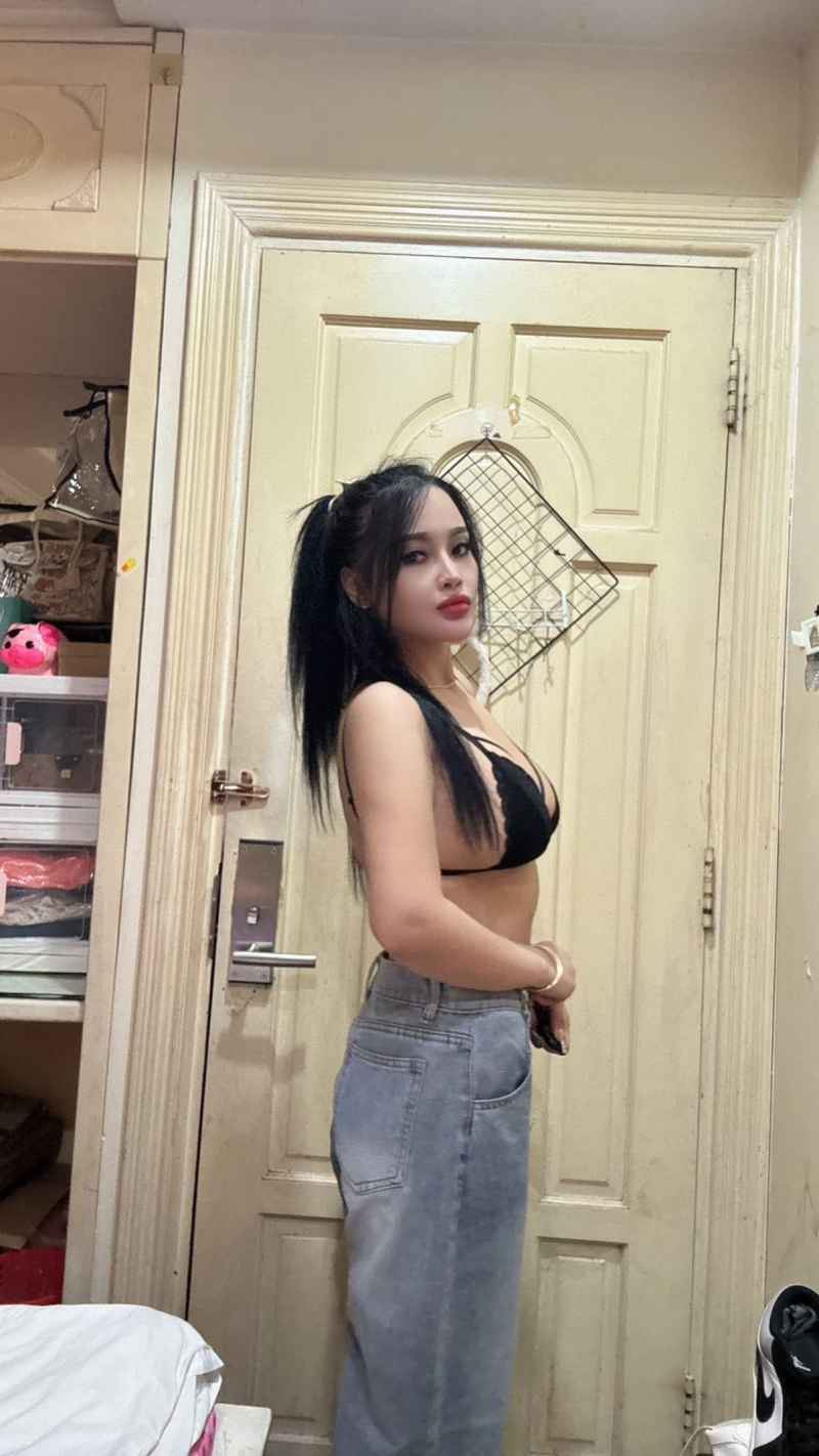 Kylie - short stay