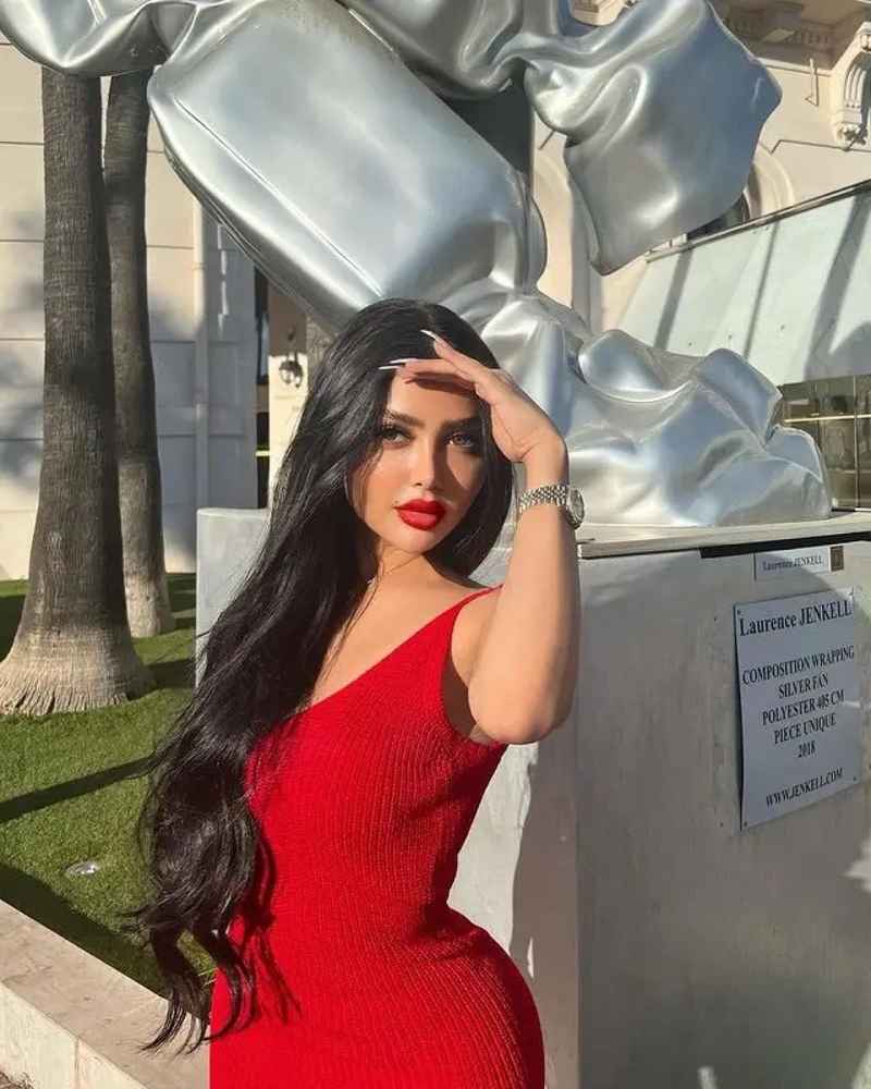 Rosemarie - curvy