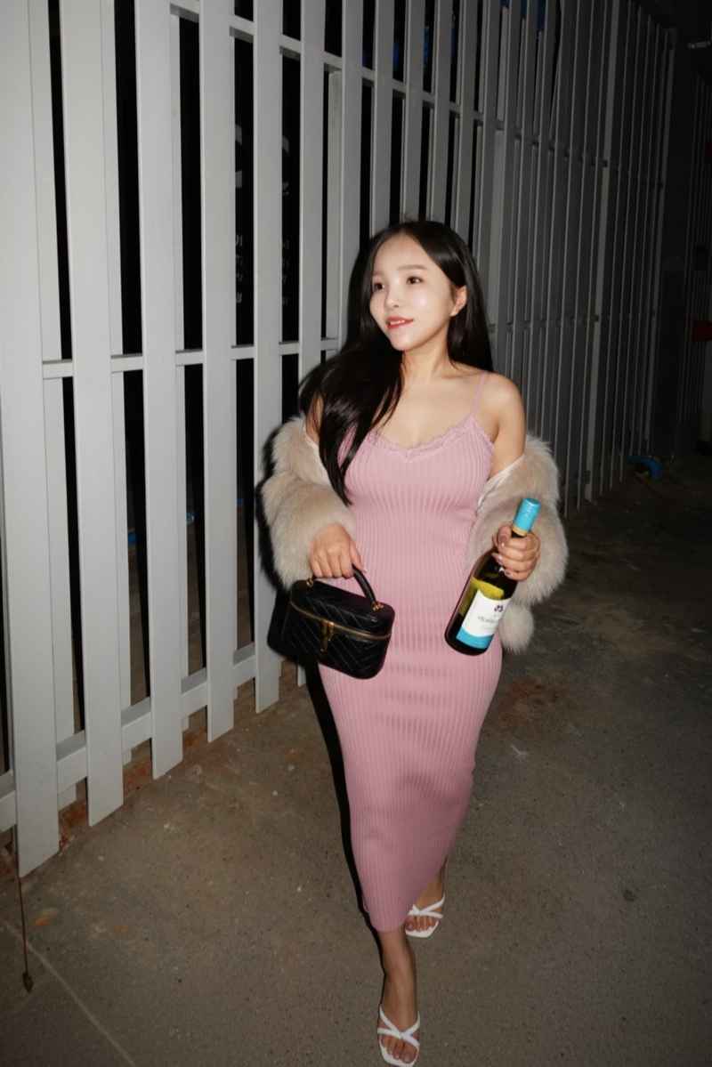 Janine - curvy