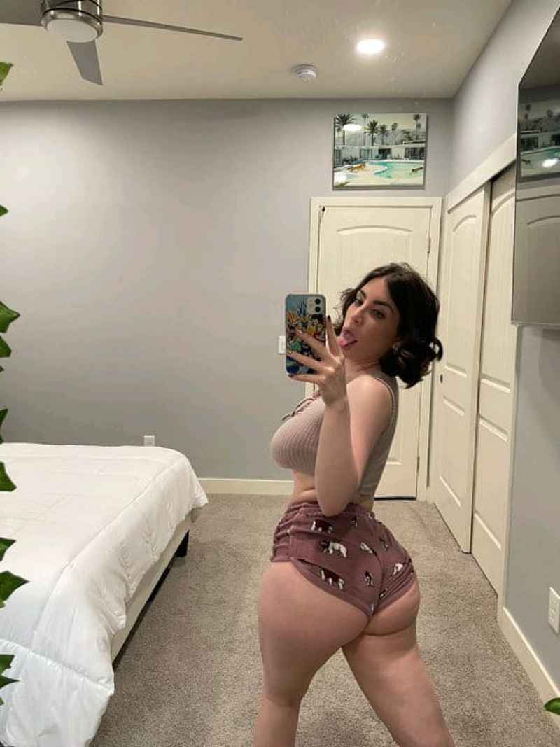 Rosalie - open minded
