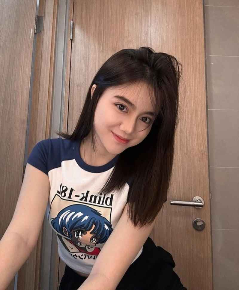 Mary - outcall available