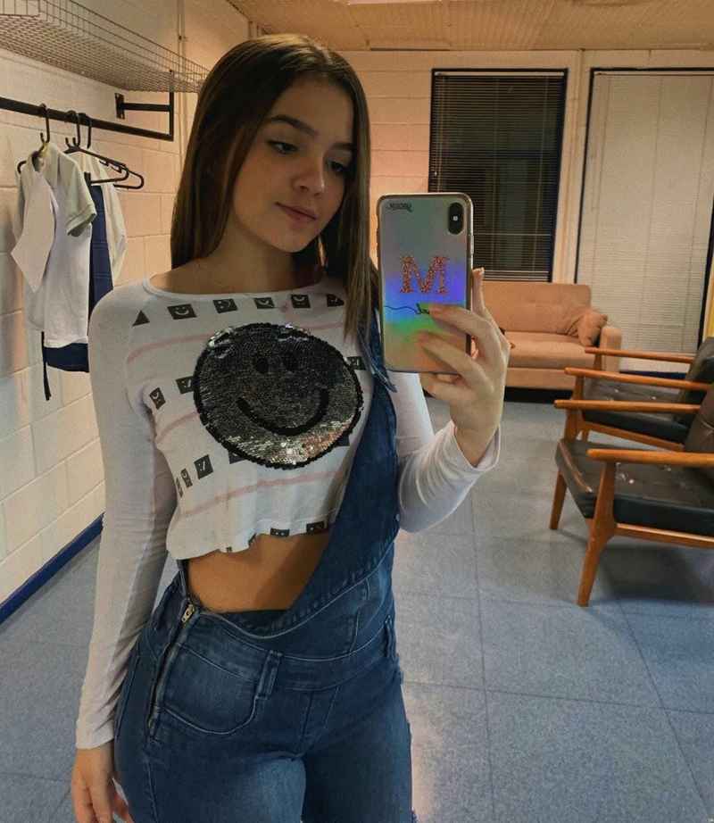 Kiana - discreet meetings