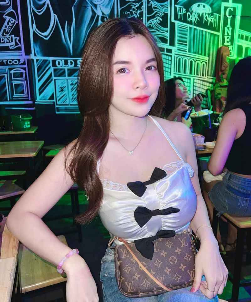 Nadine - GFE