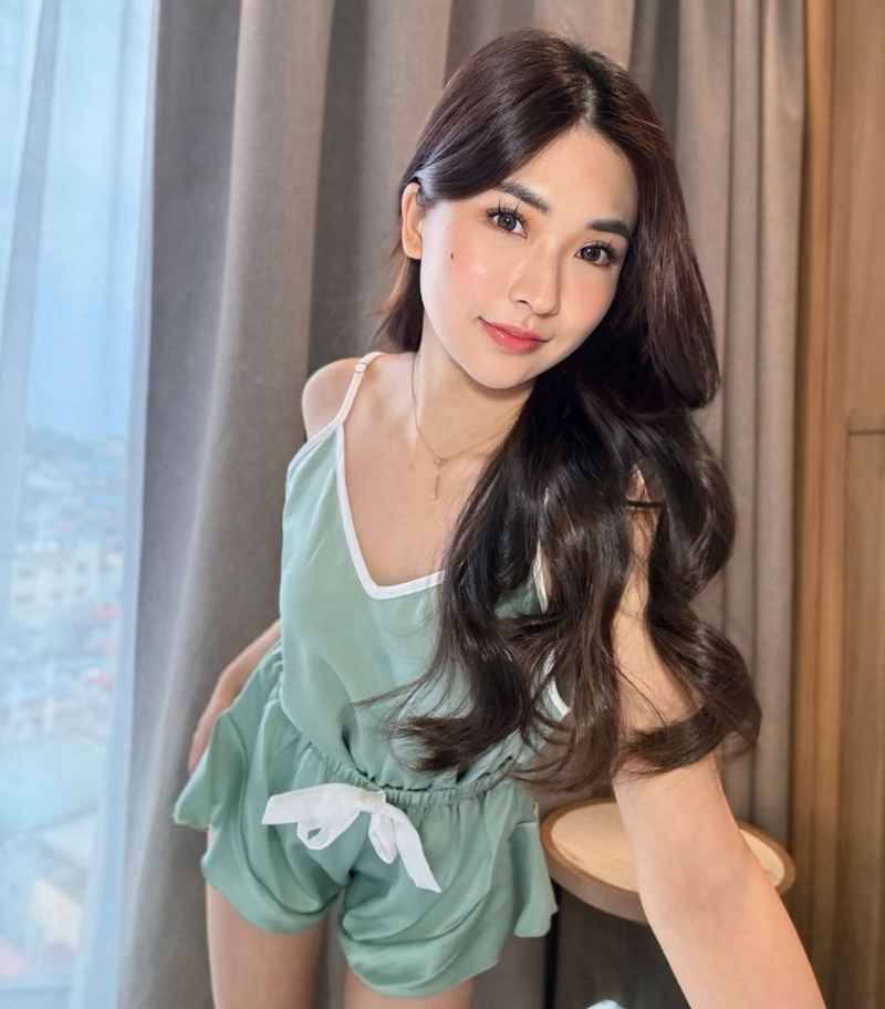 Lorraine - GFE