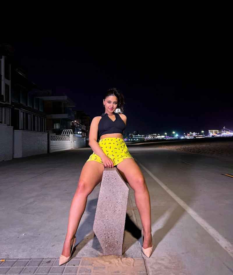 Madeline - open minded