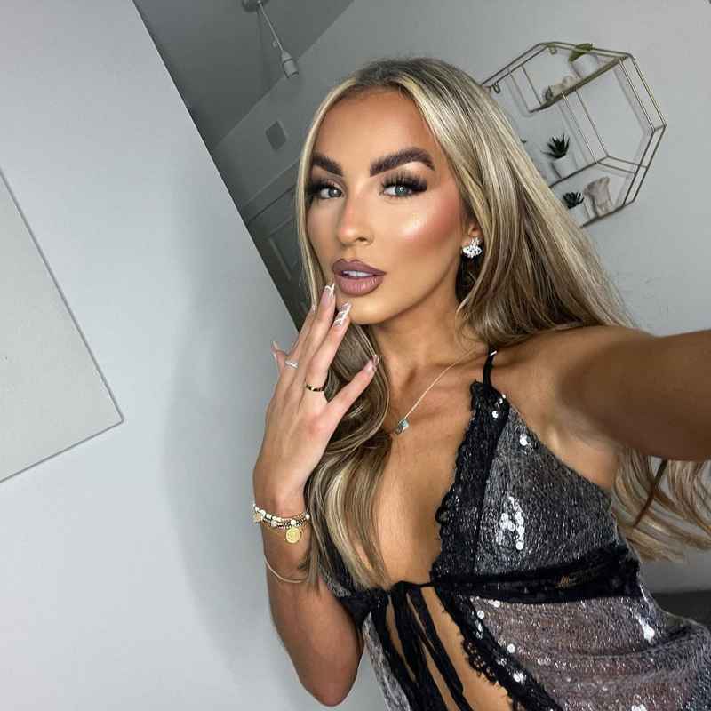 Janine - open minded