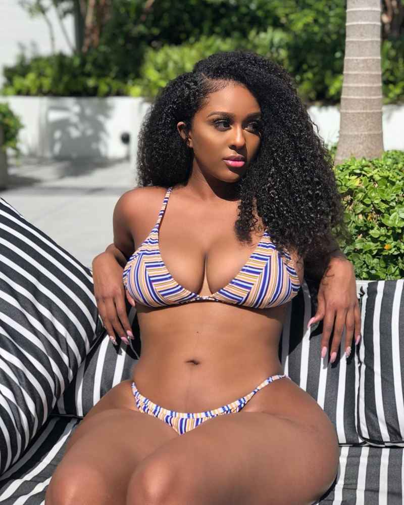 Siobhan - curvy