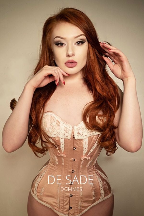 Roxane - local girl