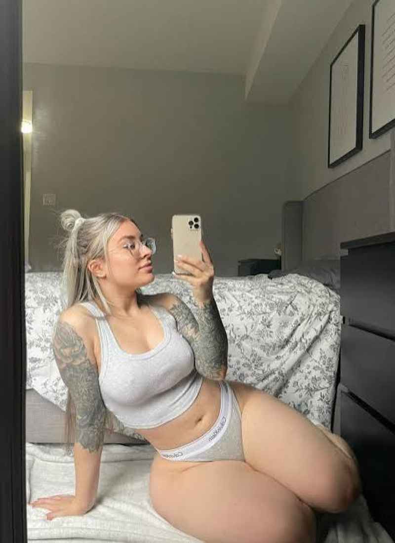 Lorraine - open minded