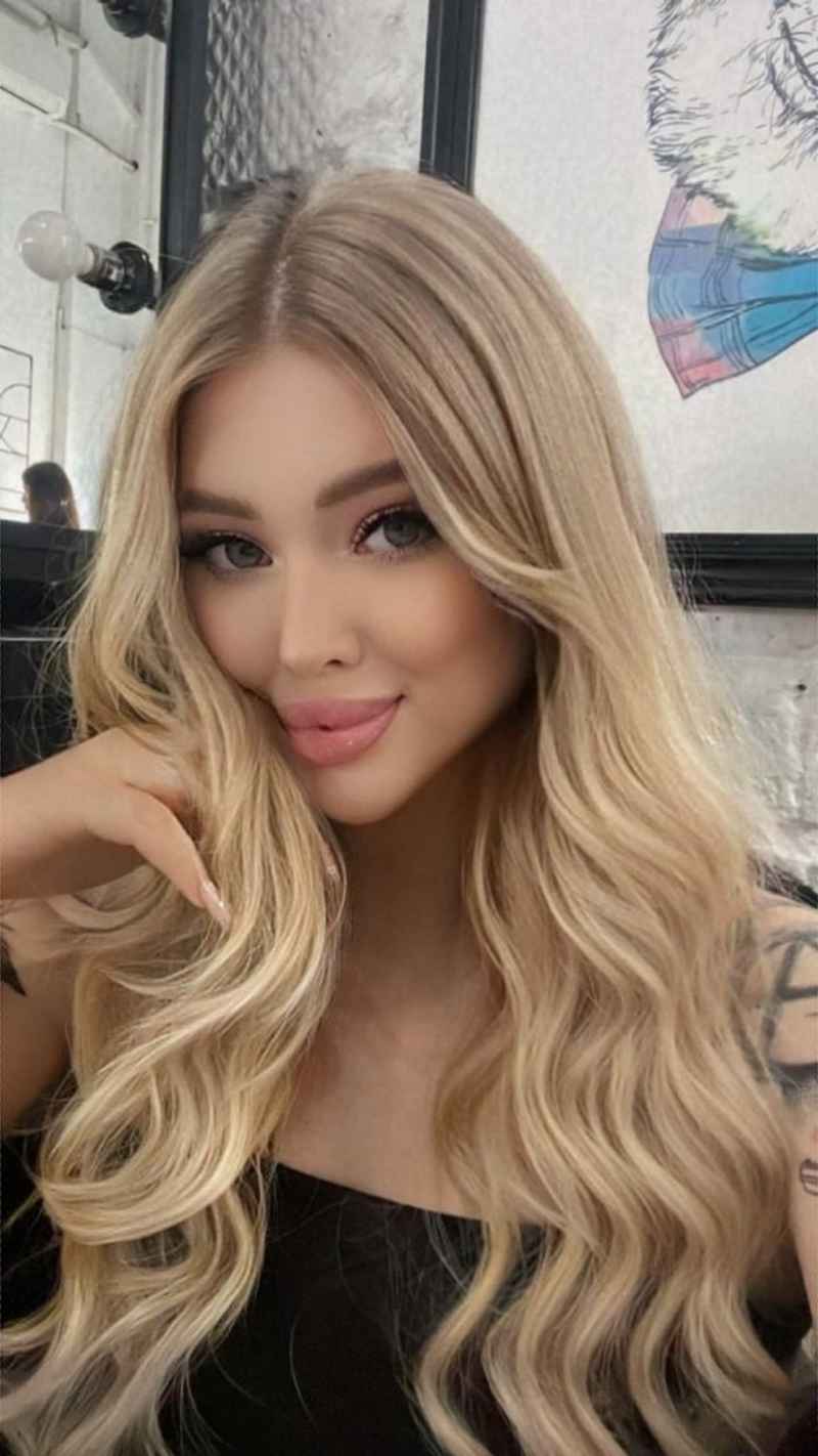 Kateri - open minded