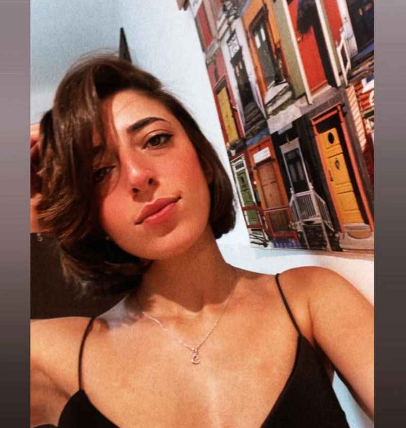Zelie - open minded