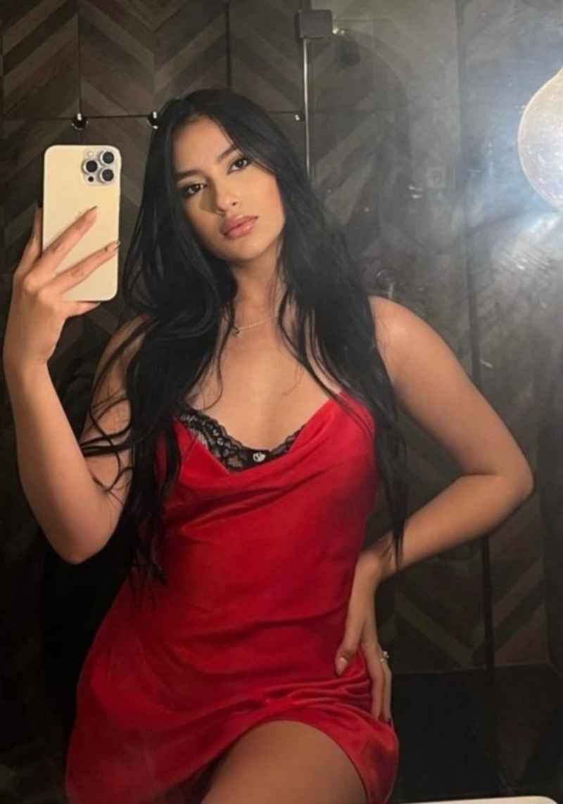 Talia - curvy